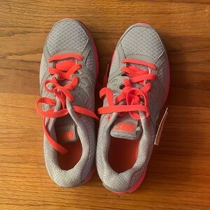 Nike Women’s Air Relentless 2